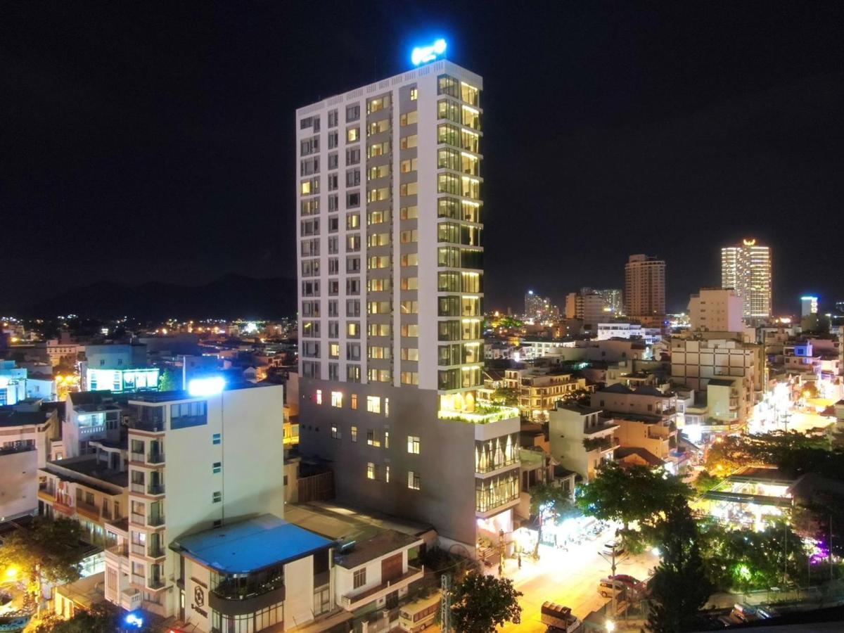 Em Oi Boutique Hotel Nha Trang Exterior foto