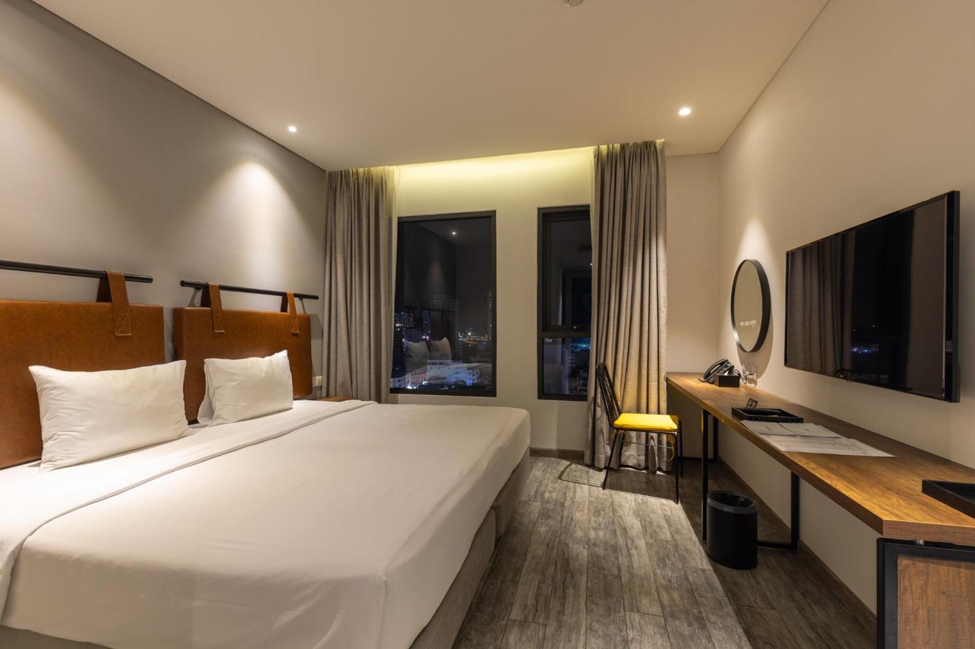 Em Oi Boutique Hotel Nha Trang Exterior foto